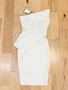 NWT Chiara Boni La Petite Robe Zulema One Shoulder Dress